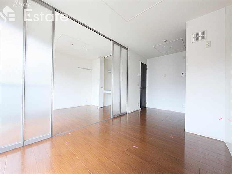 居室・リビング　内装