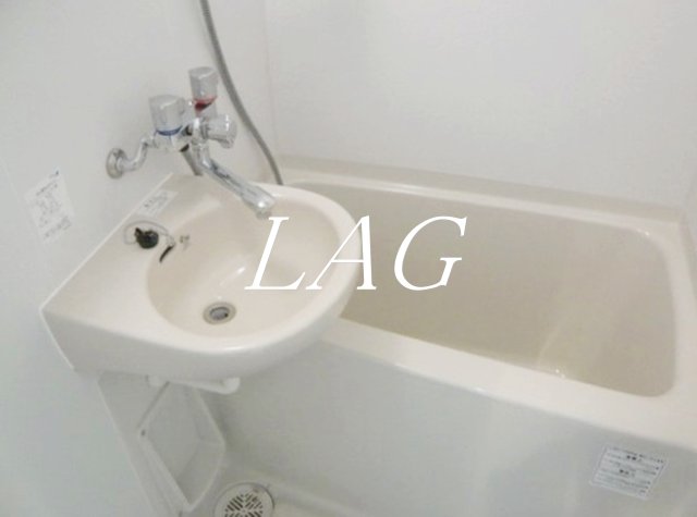 バス・シャワールーム　お風呂です。