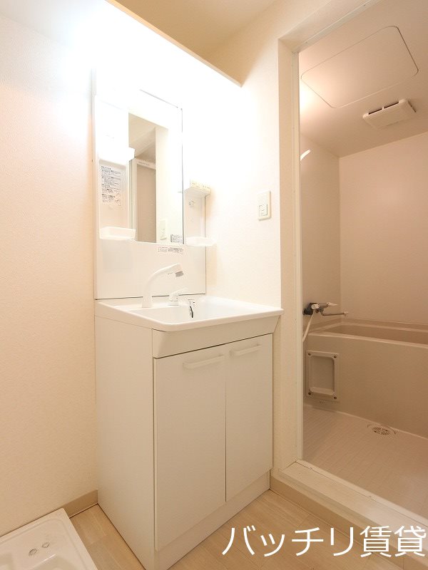 洗面設備　写真は同シリーズタイプの為、現状優先になります。