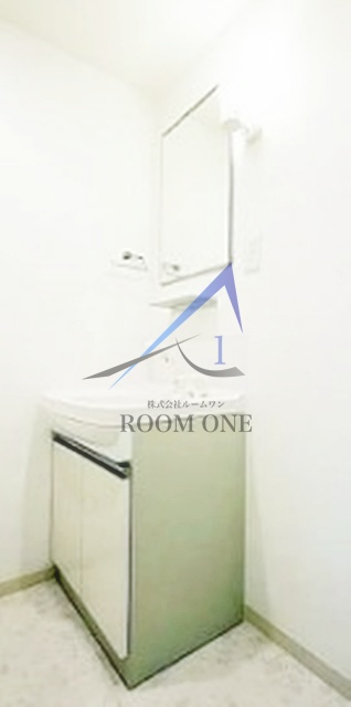 洗面設備　独立洗面台です。