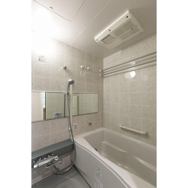 バス・シャワールーム　きれいなお風呂です