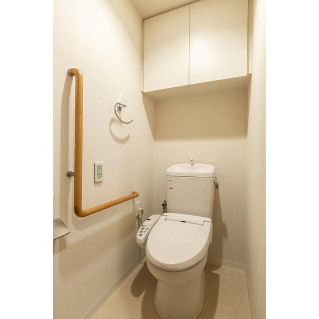 トイレ　落ち着いたトイレです