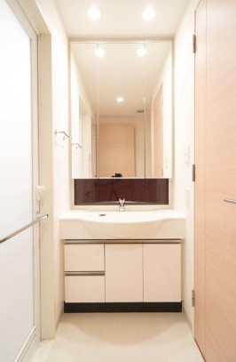 洗面設備　☆嬉しい独立洗面台☆