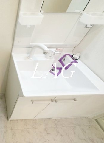 洗面設備　洗面台です。