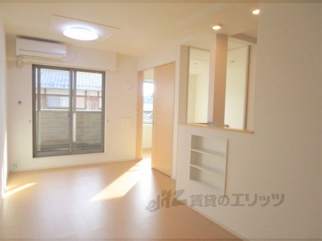 居室・リビング　リビング