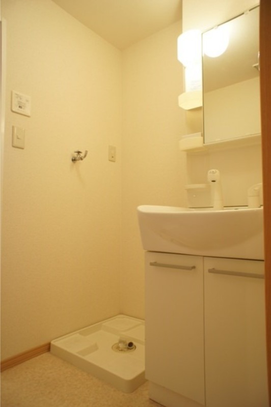 洗面設備　図面と現状に相違がある場合には現状を優先