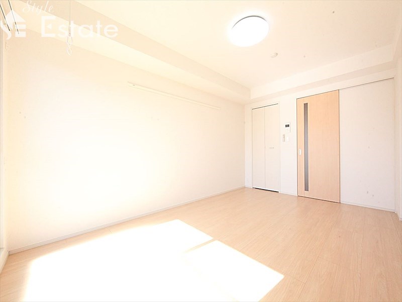 居室・リビング　内装