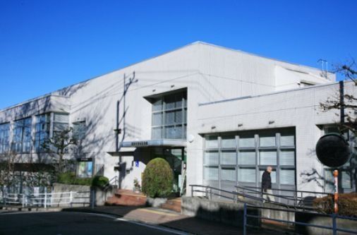 図書館　★瀬谷図書館★（図書館）まで1000m