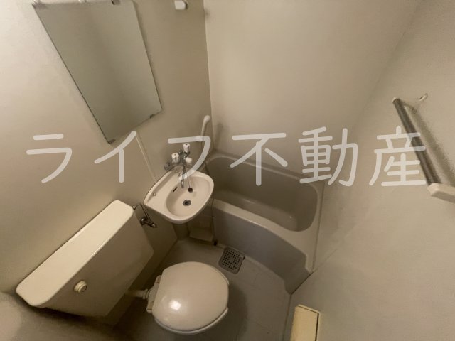 バス・シャワールーム　お風呂で日々の疲れを落としましょう