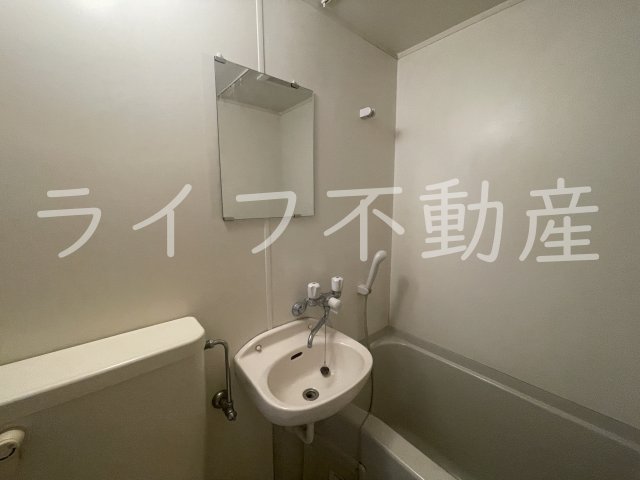 洗面設備　使いやすい洗面所です