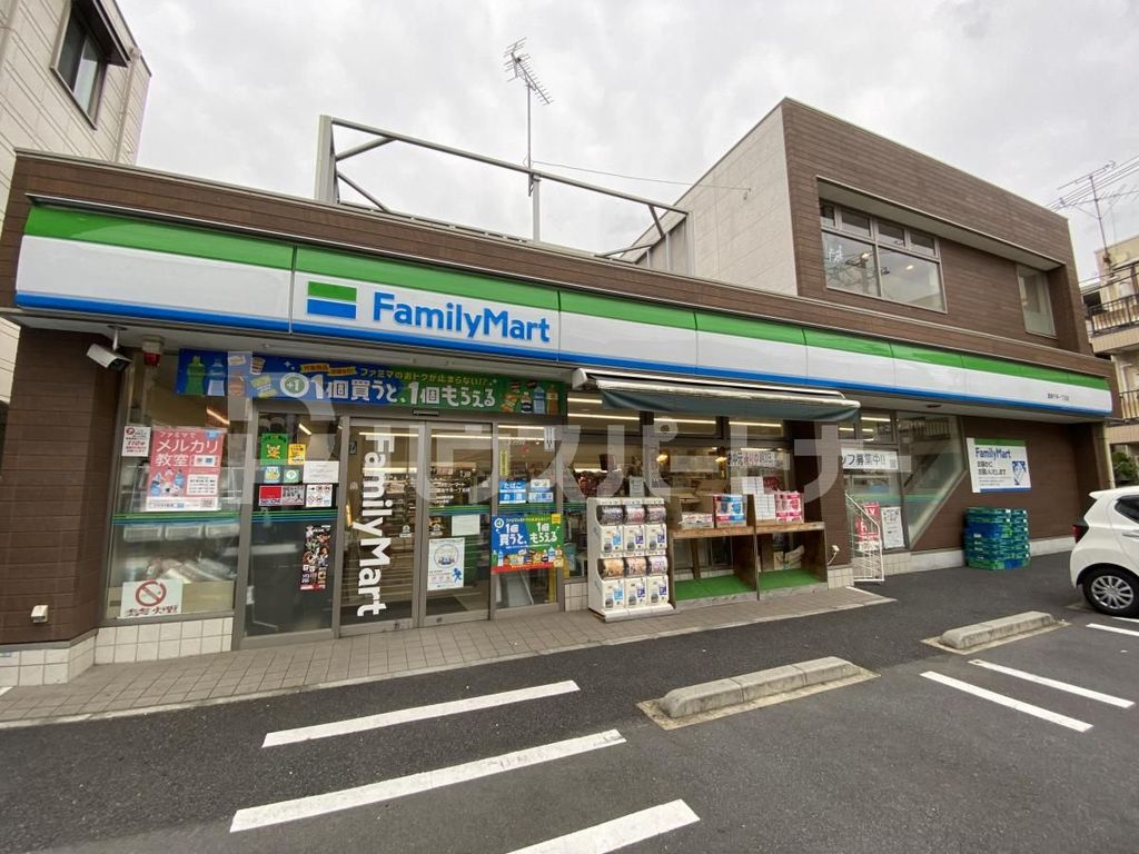 コンビニ　ファミリーマート豊島千早一丁目店（コンビニ）まで390m