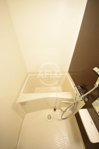 バス・シャワールーム　FlairNamba(フレアナンバ）　浴室