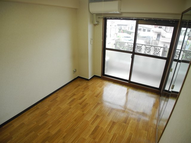 その他部屋・スペース　※室内画像は別号室のもの