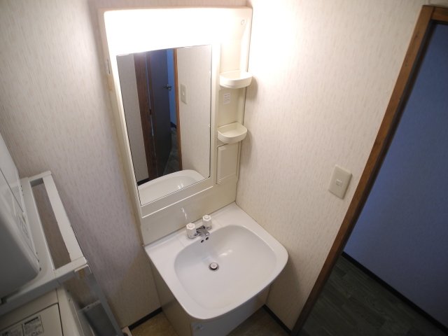 洗面設備　※室内画像は別号室のもの