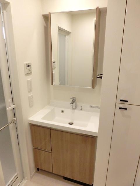 洗面設備　※写真は同タイプ住戸です。