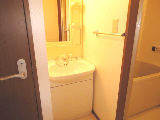 洗面設備　洗髪洗面化粧台