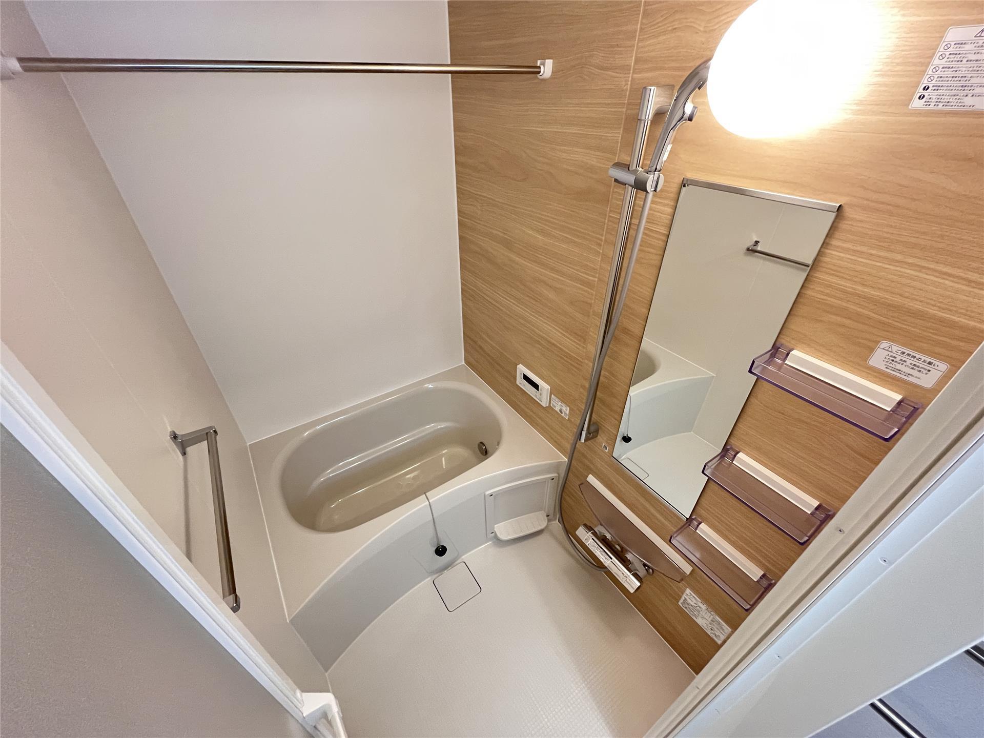 バス・シャワールーム　浴室