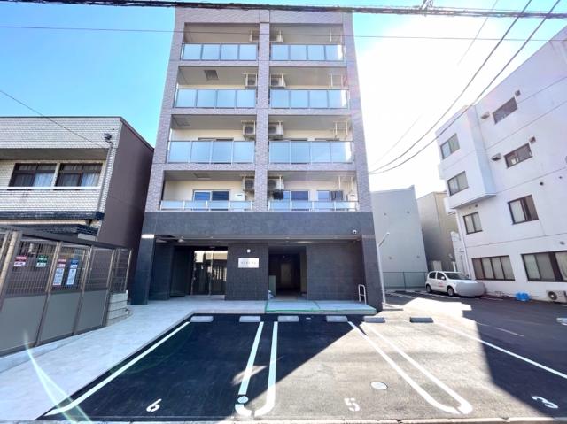 建物外観　外観写真（昼）