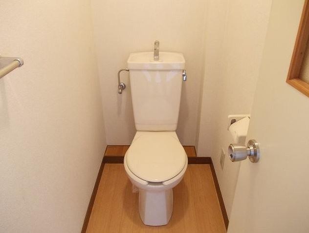 トイレ　別部屋参考写真