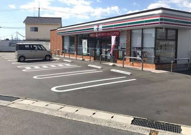 コンビニ　セブン－イレブン　岡山福田店（コンビニ）まで893m