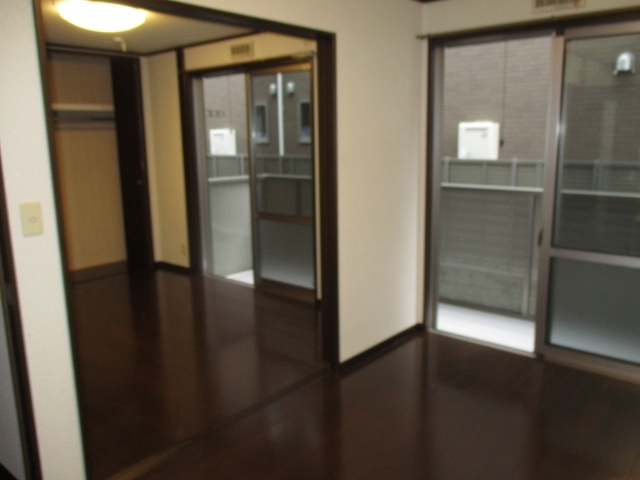 居室・リビング　別部屋参照・現状優先