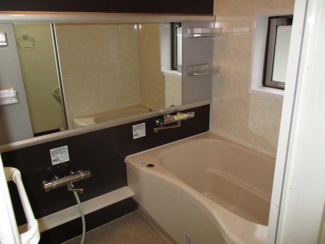 バス・シャワールーム　別部屋参照・現状優先