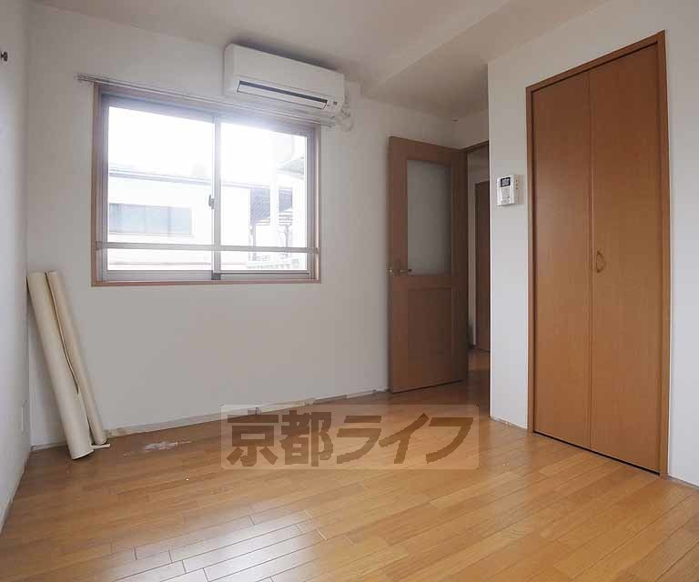 居室・リビング　明るい室内です。