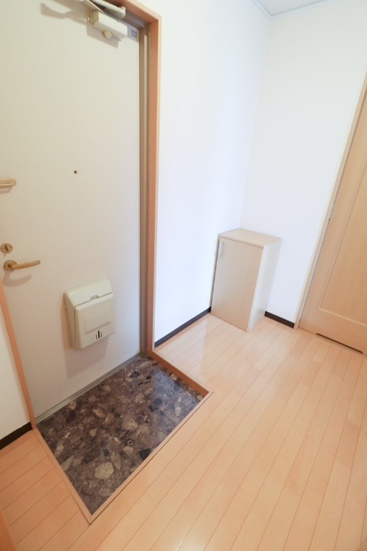 玄関　図面と現状に相違がある場合には現状を優先