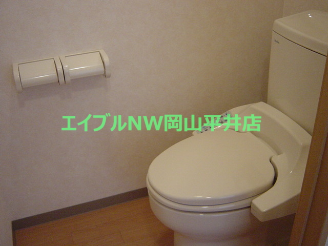 トイレ　シャワー付トイレ