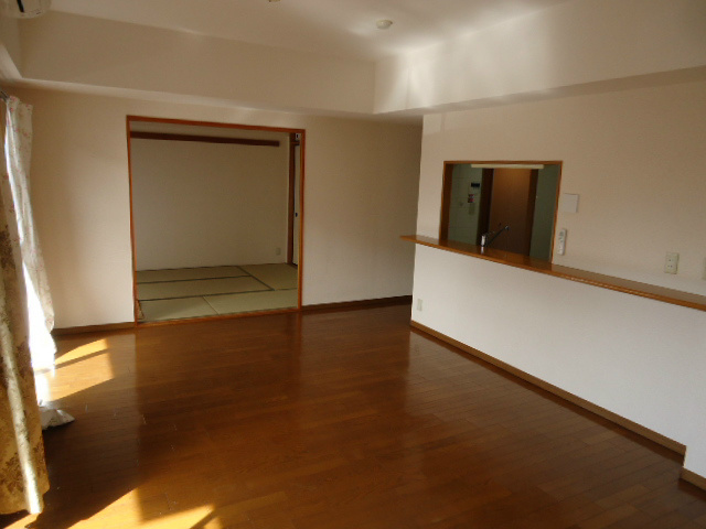 居室・リビング　別部屋参考写真