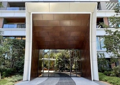 エントランス　建物の内部です