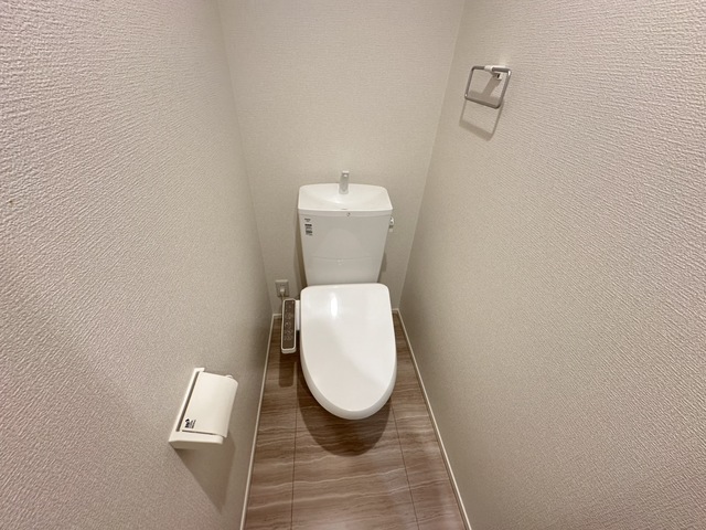 トイレ　別部屋参考写真です