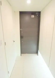 玄関　※別部屋参考写真