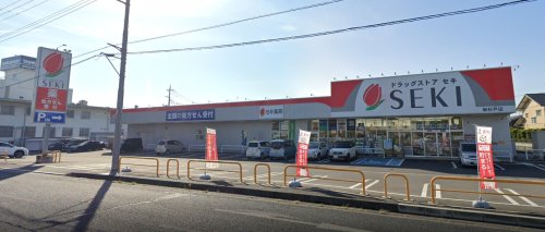 ドラックストア　ドラッグストア 新杉戸店（ドラッグストア）まで744m