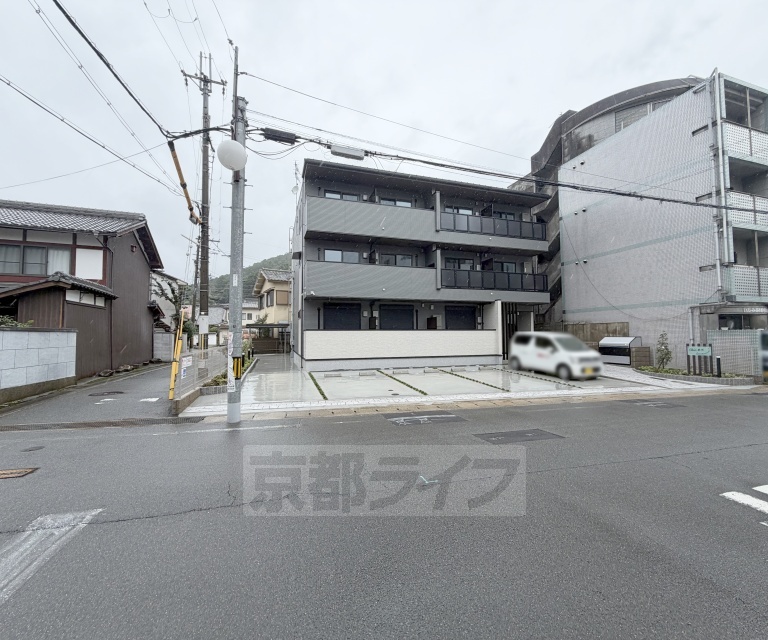 ＪＲ東海道本線 山科駅 徒歩9分 築1年