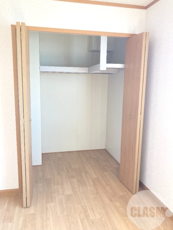 収納　ウォークインクローゼット
