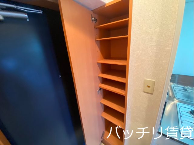 玄関　写真は同タイプの別室参考写真になります。