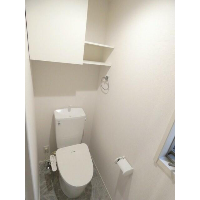 トイレ　清潔感のあるトイレです