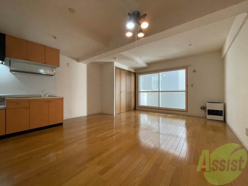 居室・リビング　広くてキレイなお部屋が広がっていて、充実した生活が送れそう。