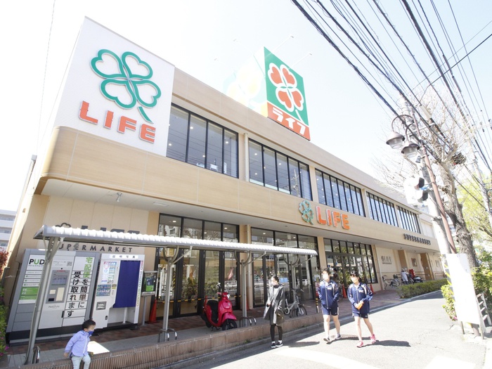 スーパー　ライフ青葉しらとり台店（スーパー）まで400m