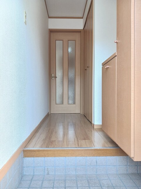 玄関　図面と現状に相違がある場合には現状を優先