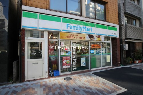 コンビニ　ファミリーマート 牡丹一丁目店（コンビニ）まで124m