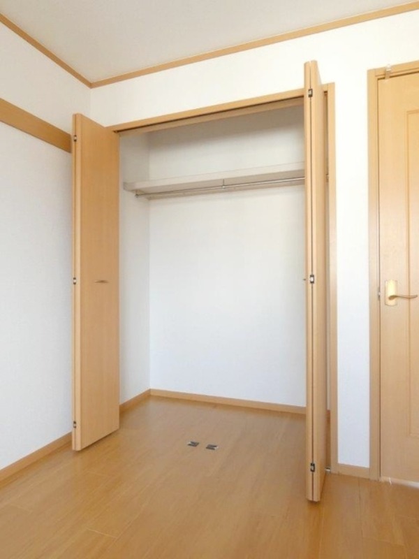 収納　図面と現状に相違がある場合には現状を優先