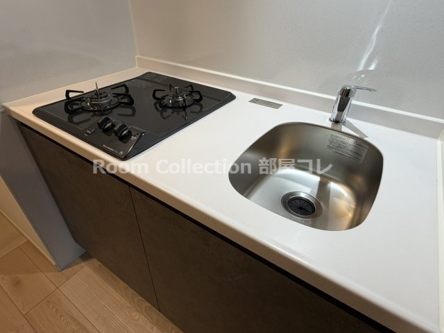キッチン　※同物件他部屋写真 反転、色違いの場合有 現況優先