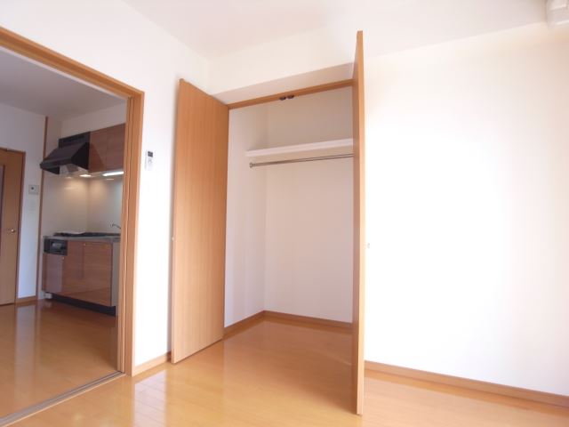 収納　クローゼット