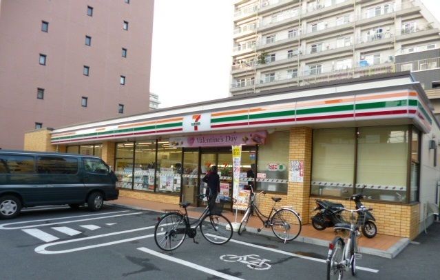 コンビニ　セブン-イレブン 荒川東日暮里（コンビニ）まで100m
