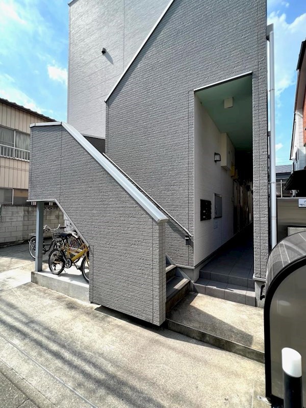 エントランス　建物入口