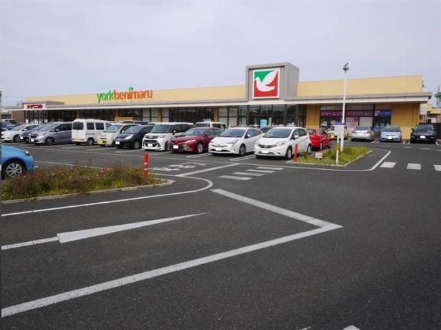 スーパー　ヨークベニマル若林店（スーパー）まで239m