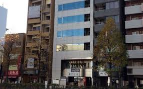 ホームセンター　ソメヤ家具新宿店（ソメイユ東京）（ホームセンター）まで677m