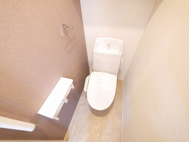 トイレ　落ち着いたトイレです